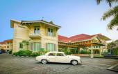 Туры в отель The Phoenix Hotel Yogyakarta - Handwritten Collection Туры в отель The Phoenix Hotel Yogyakarta - Handwritten Collection