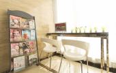 Туры в отель Kaiserdom Hotel Airport Road Туры в отель Kaiserdom Hotel Airport Road