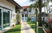 Туры в отель The Waterfront Apartment Туры в отель The Waterfront Apartment