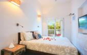 Туры в отель Esprit Libre Restaurant and Guest House Туры в отель Esprit Libre Restaurant and Guest House