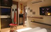 Туры в отель Top Floor, One-Bedroom Apartment Туры в отель Top Floor, One-Bedroom Apartment