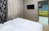Туры в отель Apelsin Na Vernadskogo Apartments Туры в отель Apelsin Na Vernadskogo Apartments