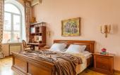 Туры в отель Bolshaya Konyushennaya 3 Apartments Туры в отель Bolshaya Konyushennaya 3 Apartments