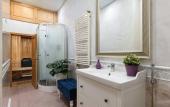 Туры в отель Minin Apartments s vidom na Kazanskiy sobor 120 kv.m. Apartments Туры в отель Minin Apartments s vidom na Kazanskiy sobor 120 kv.m. Apartments