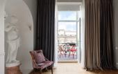 Туры в отель Minin Apartments s vidom na Kazanskiy sobor 120 kv.m. Apartments Туры в отель Minin Apartments s vidom na Kazanskiy sobor 120 kv.m. Apartments