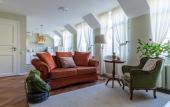 Туры в отель Mansarda s terrasoy v tsentre Saint Petersburg Apartments Туры в отель Mansarda s terrasoy v tsentre Saint Petersburg Apartments