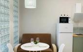 Туры в отель Discovery Room Apartments Туры в отель Discovery Room Apartments