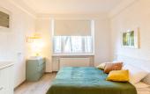 Туры в отель Full House U Almazova-4 Apartment Туры в отель Full House U Almazova-4 Apartment