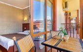 Туры в отель Gold Compas Guest House Туры в отель Gold Compas Guest House