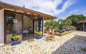 Туры в отель Moustache Goa Luxuria - Hostel Туры в отель Moustache Goa Luxuria - Hostel