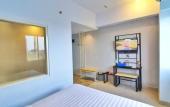 Туры в отель De La Charis Hotel by Waringin Hospitality Туры в отель De La Charis Hotel by Waringin Hospitality