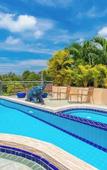 Туры в отель Luxury Four Bed Villa Jasmine, Infinity Pool, Full Staff , Chef and Breakfasts Туры в отель Luxury Four Bed Villa Jasmine, Infinity Pool, Full Staff , Chef and Breakfasts