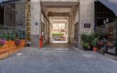 Туры в отель Cozy Studios on Freedom Square Туры в отель Cozy Studios on Freedom Square