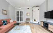 Туры в отель LetYourFlat Empire Apartments Туры в отель LetYourFlat Empire Apartments