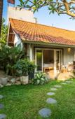 Туры в отель Jungle Amaranth Canggu – Exclusive 3BR Retreat with Pool, Modern Amenities and Top Location Villa Туры в отель Jungle Amaranth Canggu – Exclusive 3BR Retreat with Pool, Modern Amenities and Top Location Villa