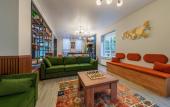 Туры в отель Vse Svoi Hostel Туры в отель Vse Svoi Hostel