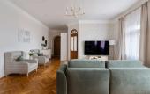 Туры в отель GM Apartments Novaya i tikhaya Trekhkomnatnaya na Tverskoy Flat Туры в отель GM Apartments Novaya i tikhaya Trekhkomnatnaya na Tverskoy Flat