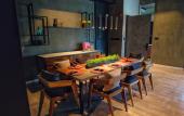 Туры в отель VAUX Park Street Туры в отель VAUX Park Street