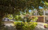 Туры в отель The Garden Lodge Pereybere - Piscine Туры в отель The Garden Lodge Pereybere - Piscine