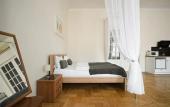 Туры в отель 1912 U Anichkova Mosta №1 Apartments Туры в отель 1912 U Anichkova Mosta №1 Apartments