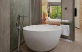 Туры в отель Vignette Collection WM Hotel Hong Kong by IHG Туры в отель Vignette Collection WM Hotel Hong Kong by IHG
