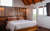 Туры в отель Queens Lake Cabin Туры в отель Queens Lake Cabin