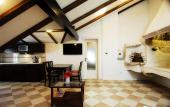 Туры в отель SUNce Palace Apartments with free offsite parking Туры в отель SUNce Palace Apartments with free offsite parking