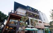 Туры в отель The Arak Bed Bar and Hostel Туры в отель The Arak Bed Bar and Hostel
