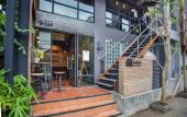 Туры в отель The Arak Bed Bar and Hostel Туры в отель The Arak Bed Bar and Hostel