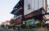Туры в отель The Arak Bed Bar and Hostel Туры в отель The Arak Bed Bar and Hostel