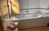 Туры в отель Hostal Moscatel Туры в отель Hostal Moscatel