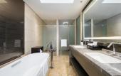 Туры в отель InterContinental Jinan City Center by IHG Туры в отель InterContinental Jinan City Center by IHG