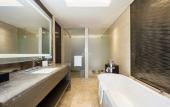 Туры в отель InterContinental Jinan City Center by IHG Туры в отель InterContinental Jinan City Center by IHG