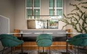 Туры в отель Karl Johan Hotel Туры в отель Karl Johan Hotel