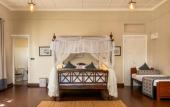 Туры в отель Castle Hill Bungalow Туры в отель Castle Hill Bungalow