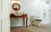 Туры в отель Castle Hill Bungalow Туры в отель Castle Hill Bungalow