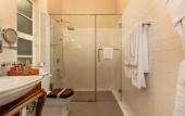 Туры в отель Castle Hill Bungalow Туры в отель Castle Hill Bungalow