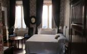 Туры в отель Relais Teatro Argentina Туры в отель Relais Teatro Argentina
