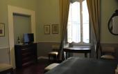 Туры в отель Relais Teatro Argentina Туры в отель Relais Teatro Argentina