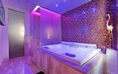 Туры в отель Spanish Diamond Luxury Suites & Jacuzzi Туры в отель Spanish Diamond Luxury Suites & Jacuzzi