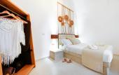 Туры в отель Iriana Suites Туры в отель Iriana Suites
