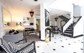 Туры в отель Four on Drupadi Villa Туры в отель Four on Drupadi Villa