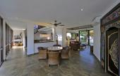 Туры в отель Four on Drupadi Villa Туры в отель Four on Drupadi Villa