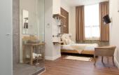 Туры в отель Hotel Radha Туры в отель Hotel Radha