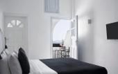 Туры в отель Mr and Mrs White Oia – Santorini Туры в отель Mr and Mrs White Oia – Santorini