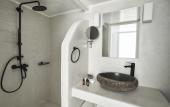 Туры в отель Mr and Mrs White Oia – Santorini Туры в отель Mr and Mrs White Oia – Santorini