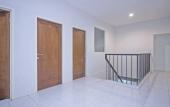 Туры в отель UROOMS Tanah Abang Туры в отель UROOMS Tanah Abang