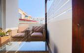 Туры в отель Phaedrus Living: City View Luxury Flat Harbour 03 Туры в отель Phaedrus Living: City View Luxury Flat Harbour 03