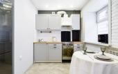 Туры в отель Good Night Na Kartashova 31v Apartments Туры в отель Good Night Na Kartashova 31v Apartments