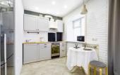 Туры в отель Good Night Na Kartashova 31v Apartments Туры в отель Good Night Na Kartashova 31v Apartments